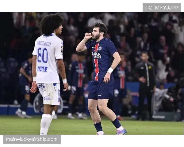 巴黎圣日耳曼伤病情况更新：巴尔科拉重返合练